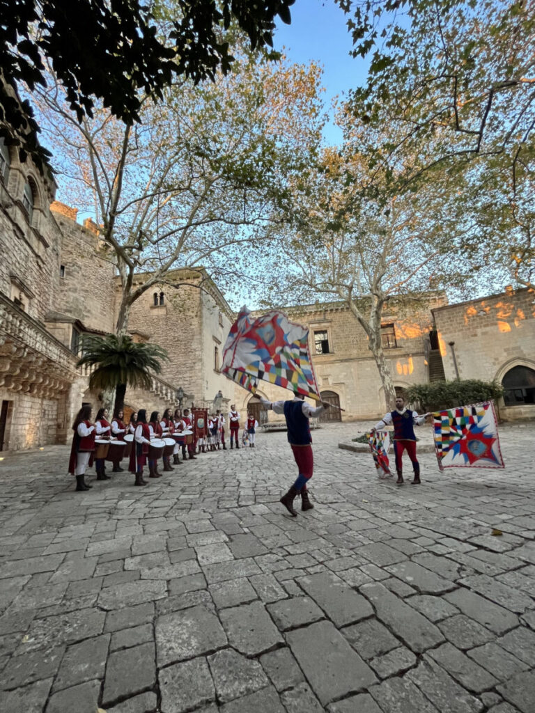 Sbandieratori della Nzegna a Carovigno