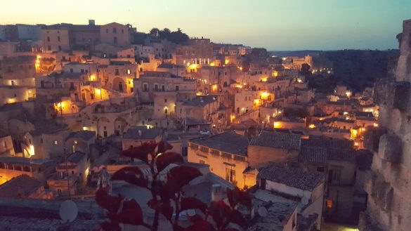 Matera: la bellissima città fra sassi e luci