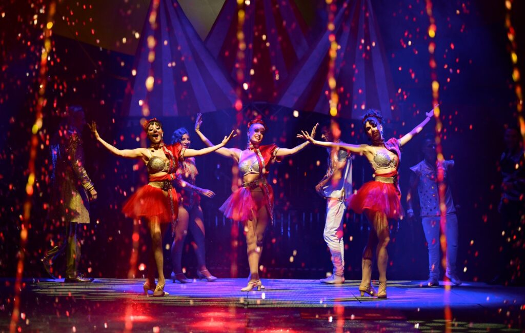 Corpo di ballo dello spettacolo Gravity The Show! Equilibrium
