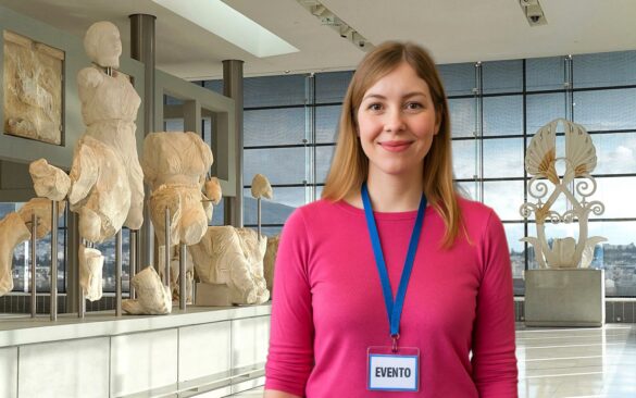 Blogger a un evento culturale, fotomontaggio con immagine creata da AI