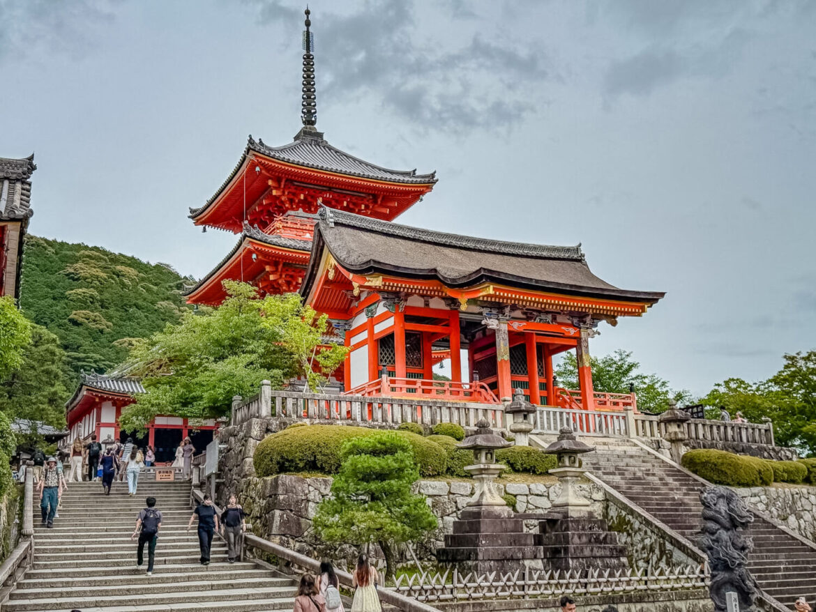 Santuario Fushimi Inari a Kyoto, Giappone