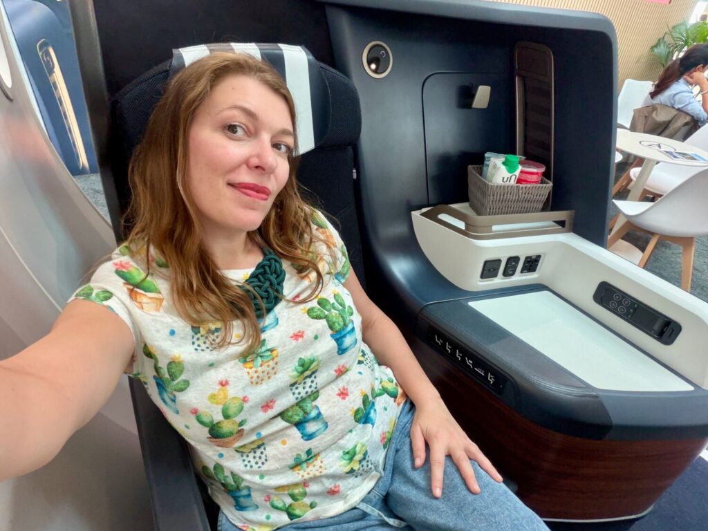 Paola Bertoni di Paola in Viaggio prova la Business Class di Condor Airlines al TTG Rimini 2026