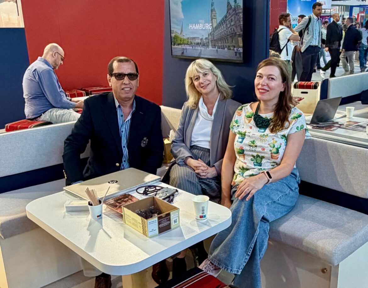 Da sinistra: Salameh Khattar di Millennium Tours Giordania, Valeria Salvai di Mente in Viaggio e Paola Bertoni di Paola In Viaggio