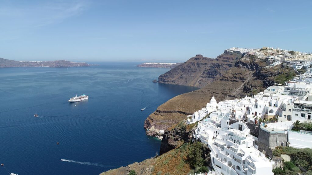 Santorini, foto George Stathis per Pexel